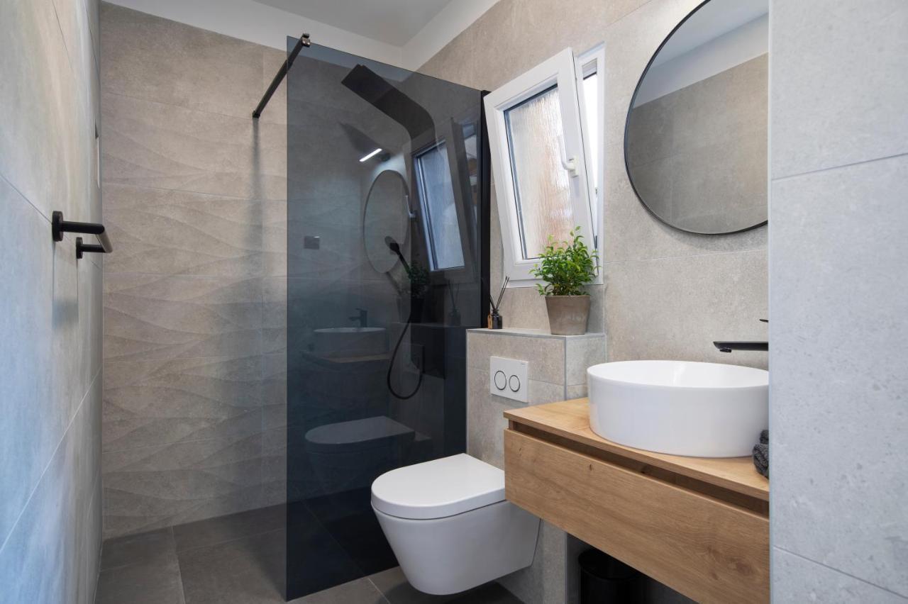 Deluxe Rooms And Apartments Korzo Πούλα Εξωτερικό φωτογραφία