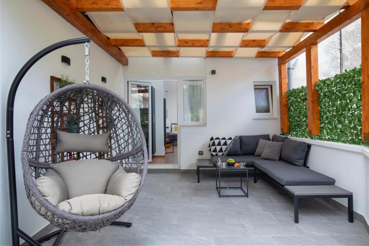 Deluxe Rooms And Apartments Korzo Πούλα Εξωτερικό φωτογραφία