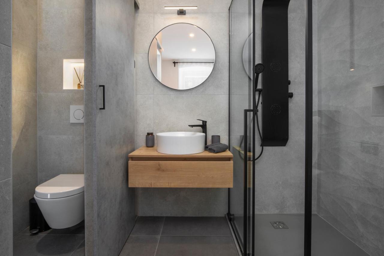 Deluxe Rooms And Apartments Korzo Πούλα Εξωτερικό φωτογραφία